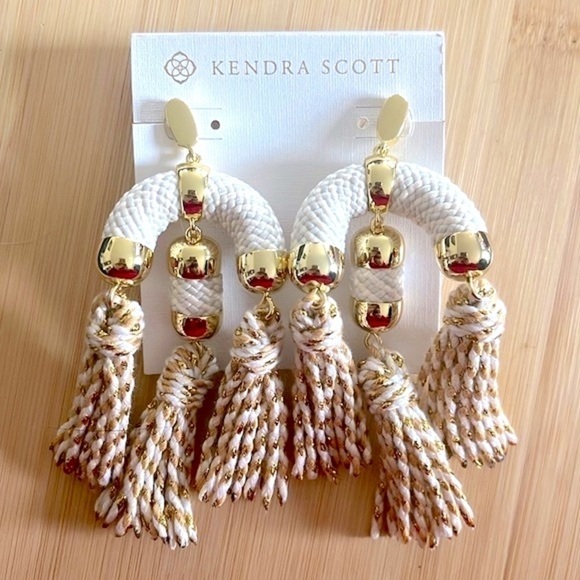 Brand New Kendra Scott Masie Tassel Statement Earrings 14k Gold Plated White - Picture 1 of 13